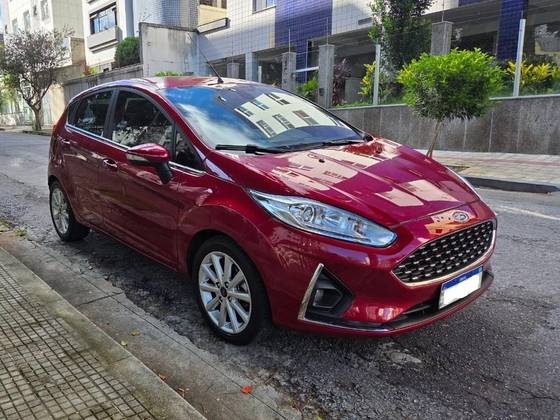 FORD FIESTA 1.6 TI-VCT FLEX TITANIUM POWERSHIFT